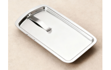 "Portas" translates to "gates" in English.